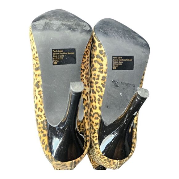 CARLOS SANTANA "Pizazz" Leopard Print Booties - Size 8 - Picture 5 of 7
